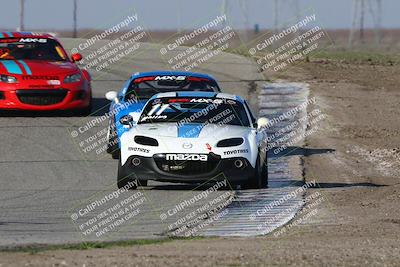 media/Feb-24-2024-CalClub SCCA (Sat) [[de4c0b3948]]/Group 1/Race (Outside Grapevine)/